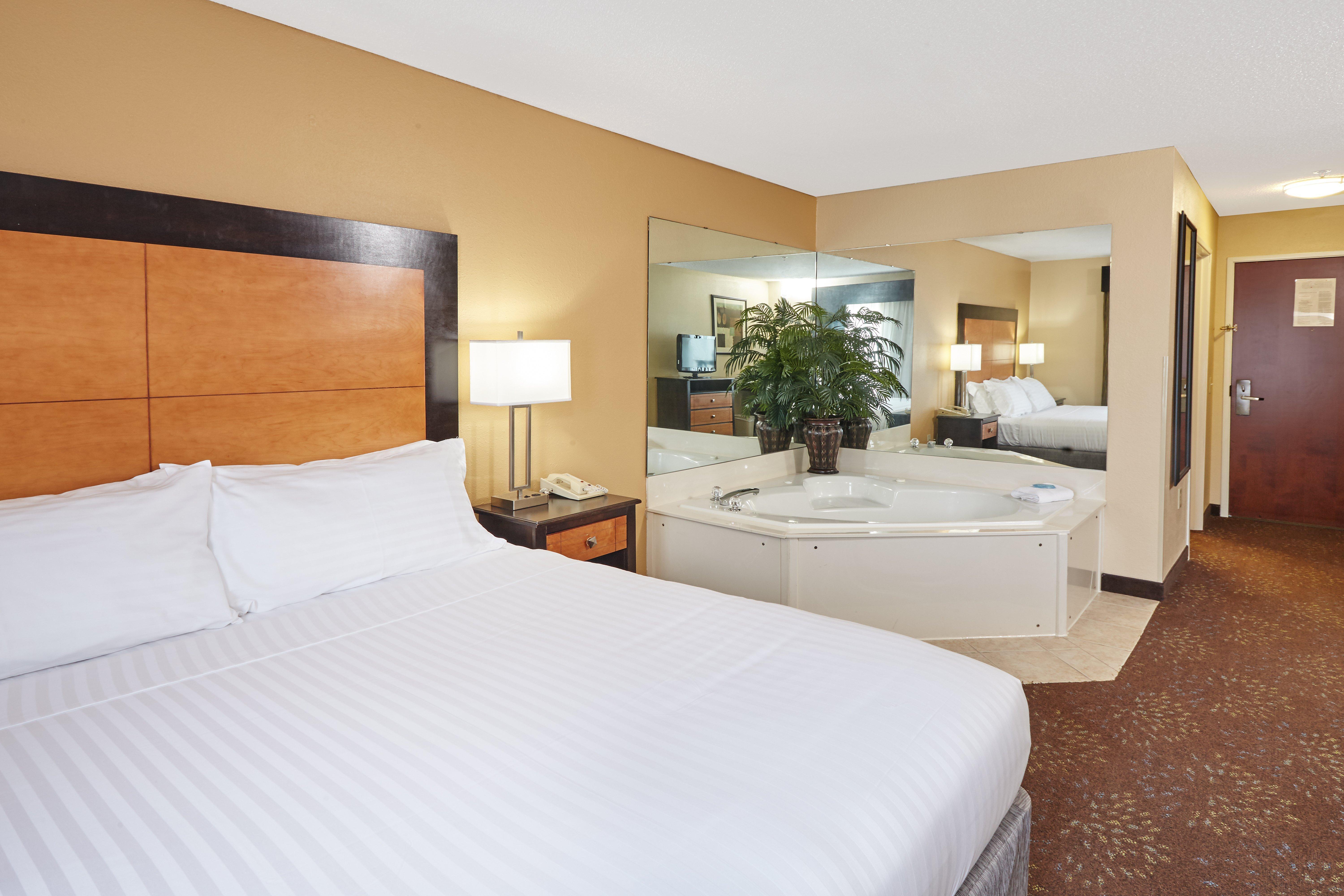 Holiday Inn Express Hotel & Suites Buford-Mall Of Georgia, An Ihg Hotel Exterior photo